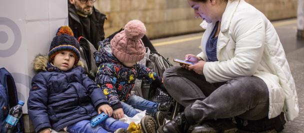 UNDP Ukraine_Crisis_Digital_Family_Children.jpg